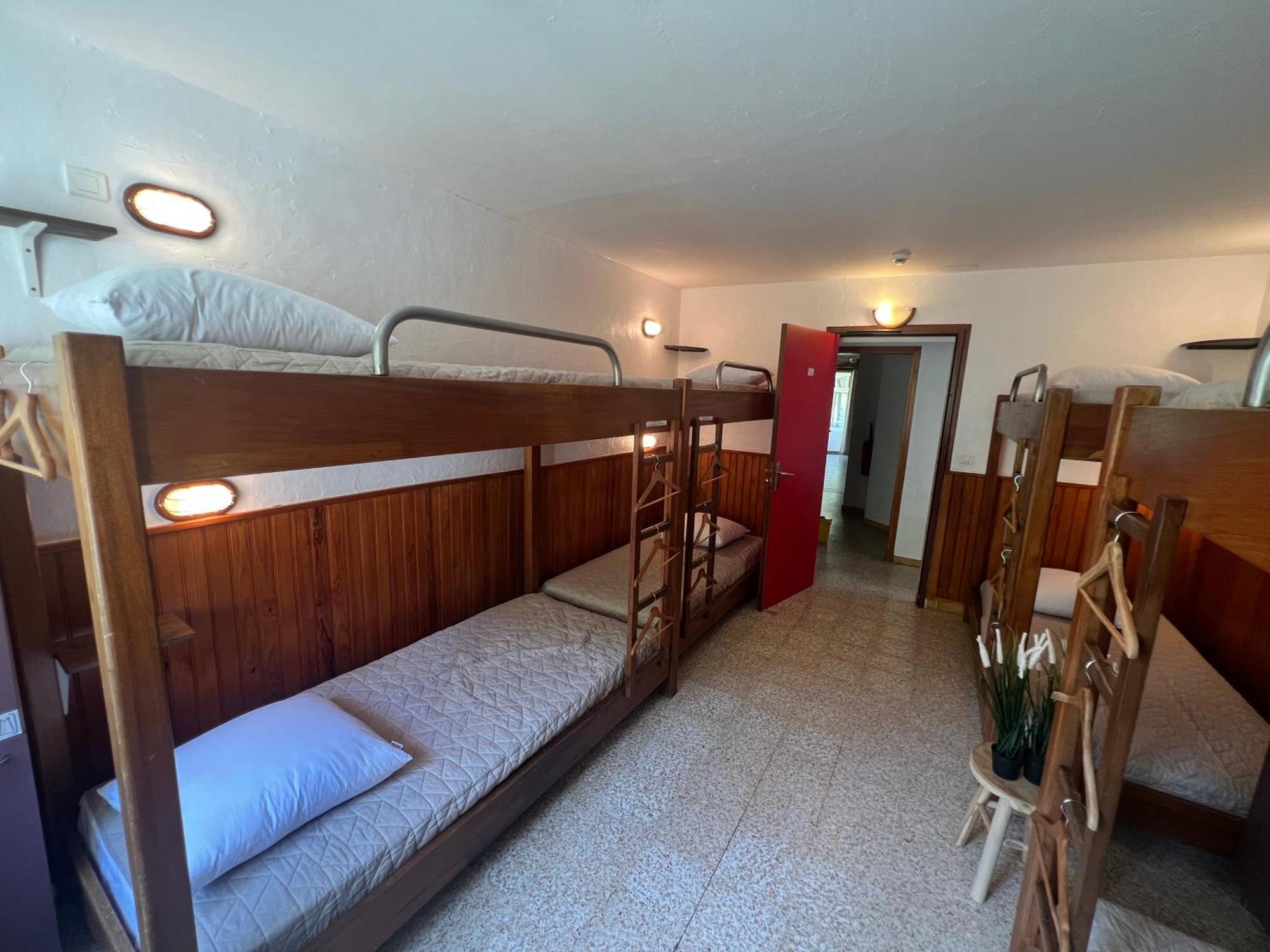 L'Oustaou Castellane Hostel Ngoại thất bức ảnh
