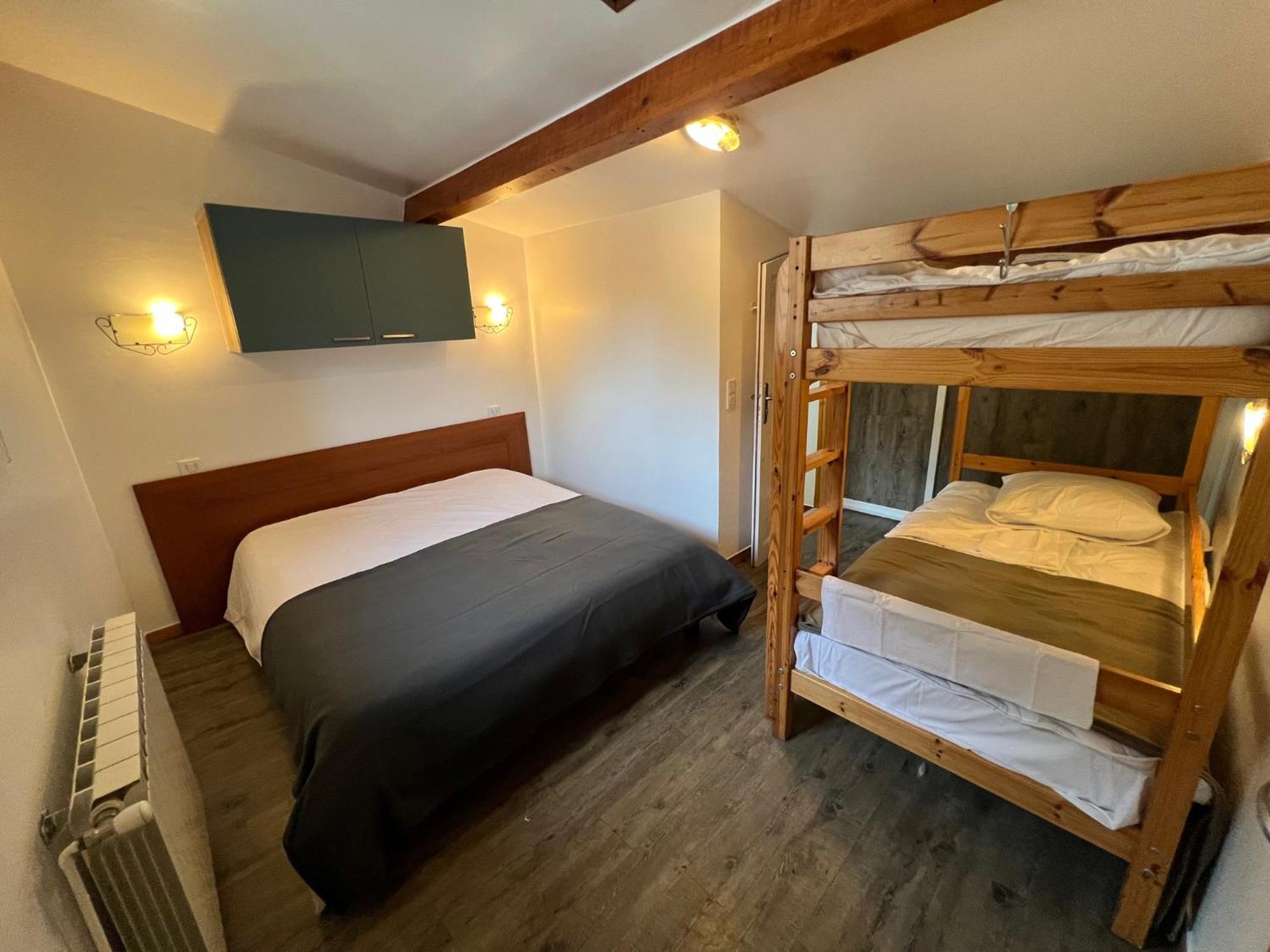 L'Oustaou Castellane Hostel Ngoại thất bức ảnh